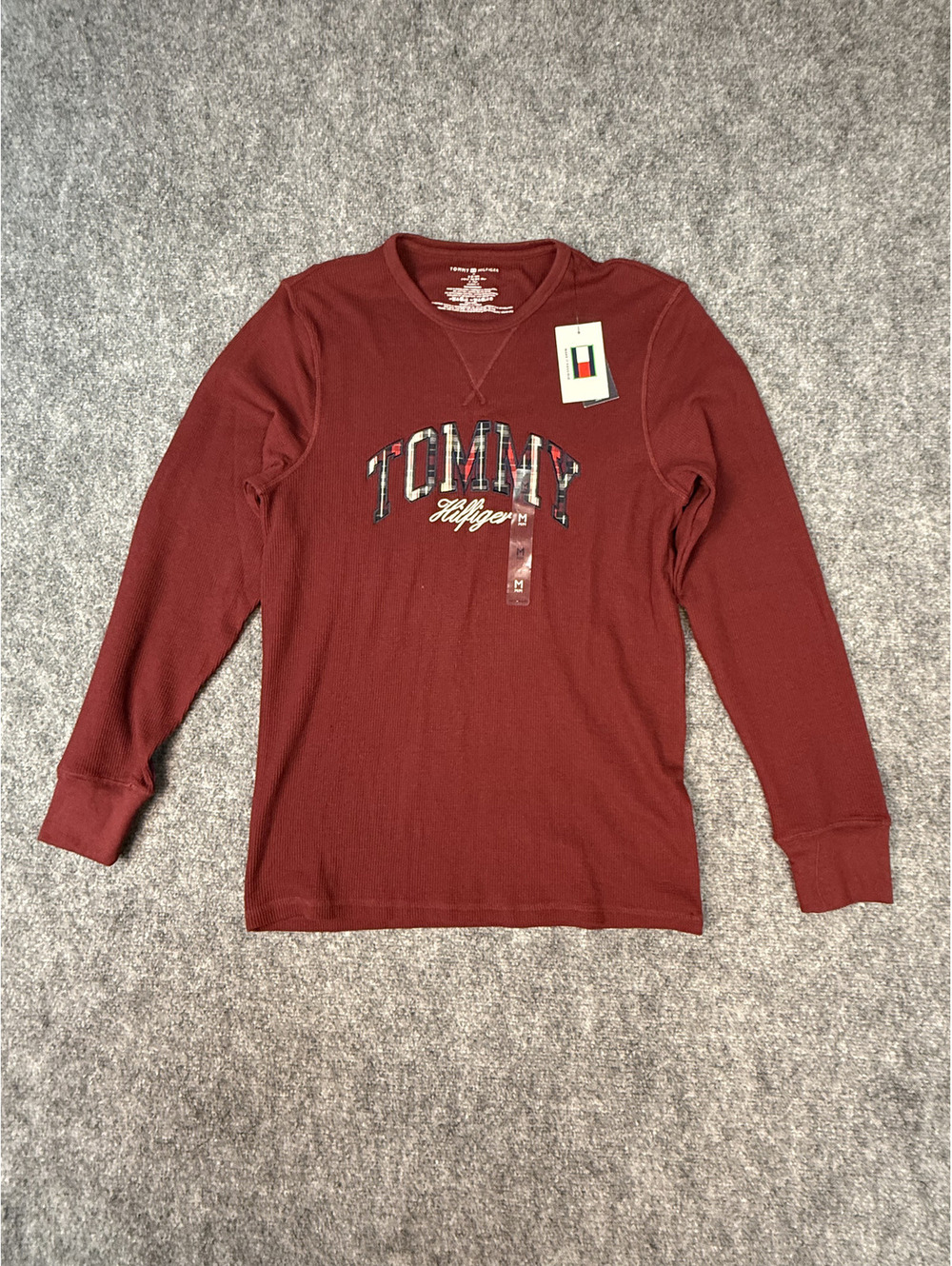Tommy Hilfiger Men's Long Sleeve Thermal Shirt Burgundy M
